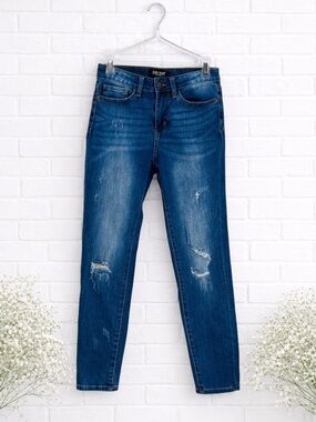 Judy Blue Relaxed Fit Skinny  Blue Jeans with Distressed Details Size 28